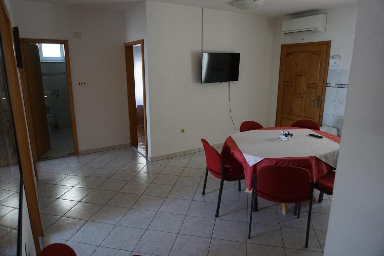 Spacious Comfort Apartment Duce Luaran gambar