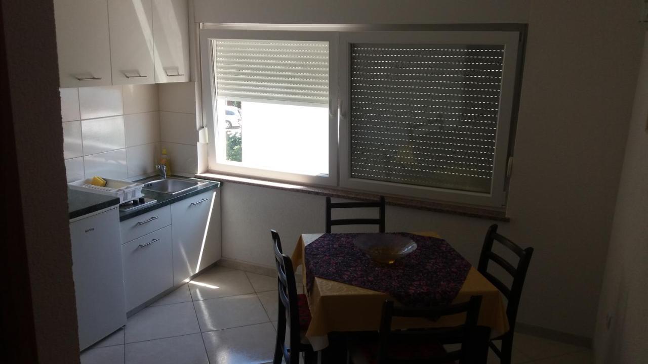 Spacious Comfort Apartment Duce Luaran gambar