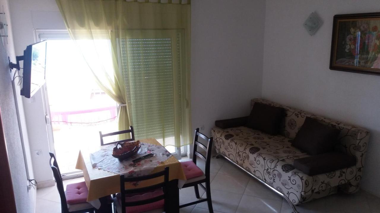 Spacious Comfort Apartment Duce Luaran gambar