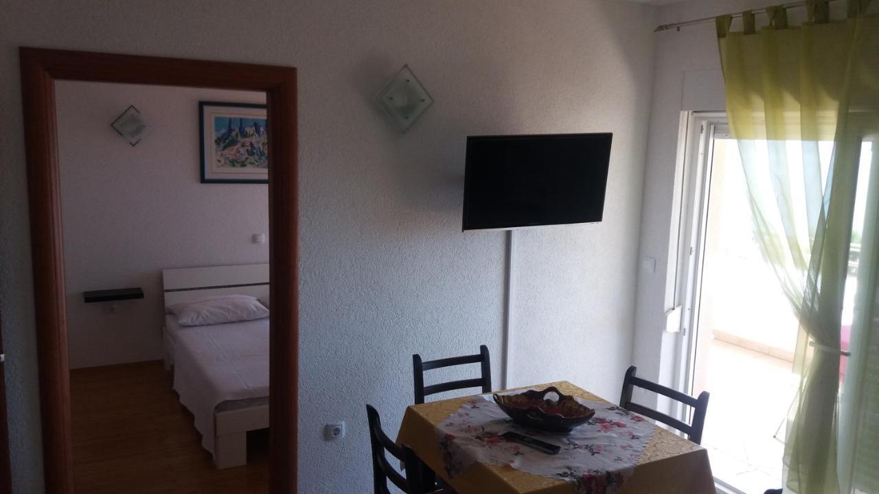 Spacious Comfort Apartment Duce Luaran gambar